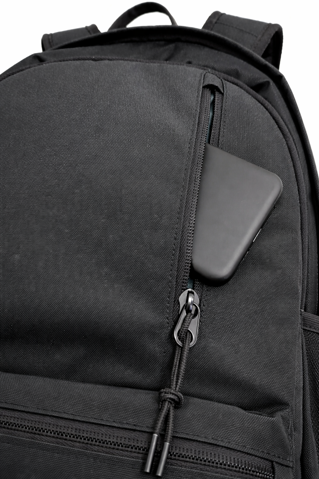 MOCHILA BADUS / PORTA LAPTOP / MODELO BACK TO SCHOOL / DE 29 L / COLOR NEGRO