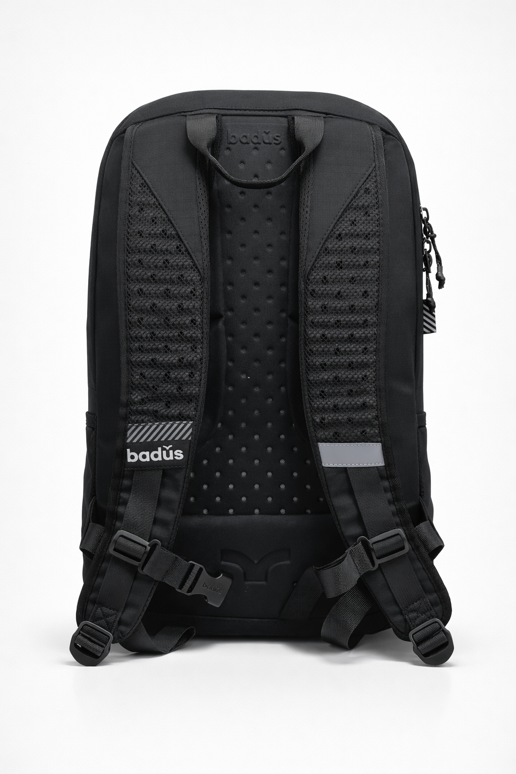 MOCHILA BADUS / PORTA LAPTOP / MODELO MALIBU / DE 33 L / COLOR NEGRO