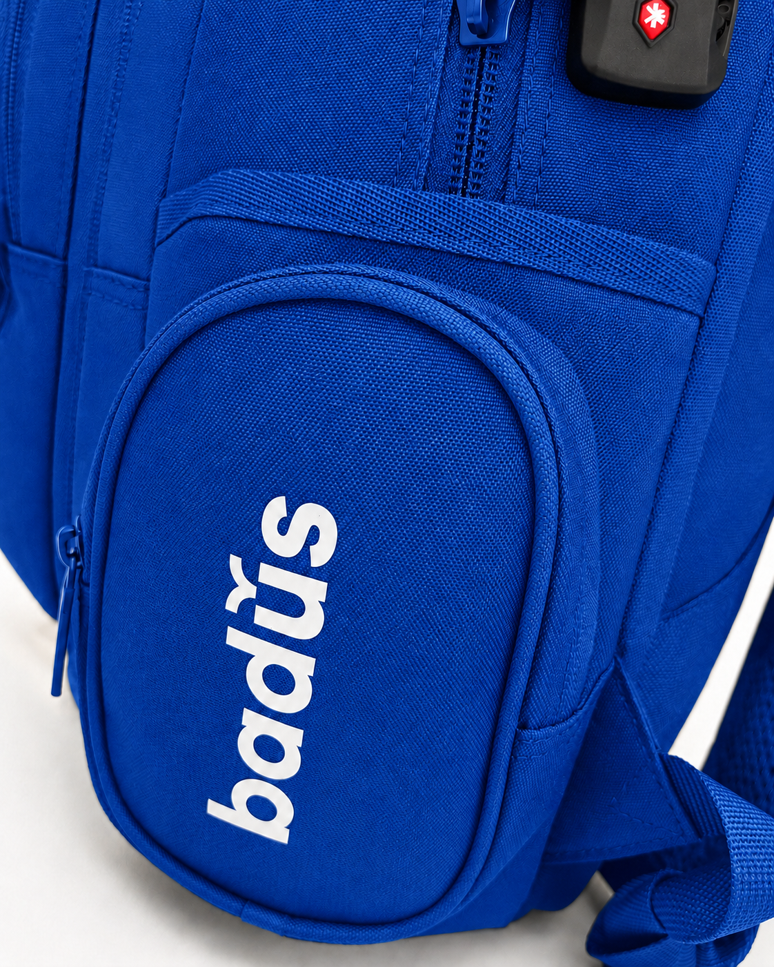 Mochila Escolar Porta Laptop Welcome Back 29L – Acero | Badus Perú