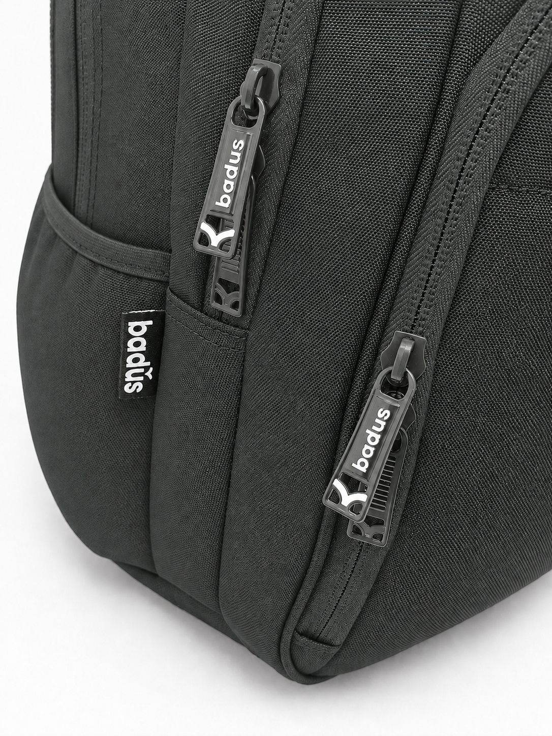 Mochila Escolar Porta Laptop Welcome Back 29L – Plomo | Badus Perú