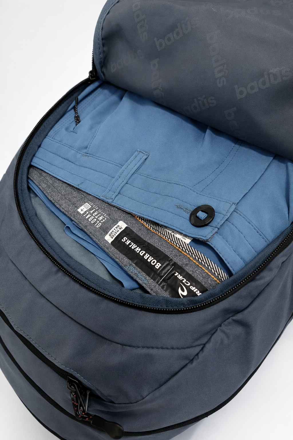 MOCHILA BADUS / PORTA LAPTOP / MODELO VENICE / DE 33 L / COLOR GRIS AZUL AMARILLO