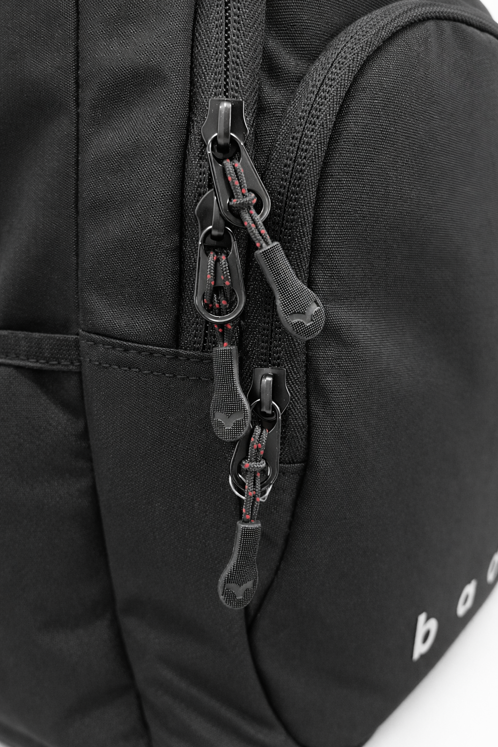 MOCHILA BADUS / PORTA LAPTOP / MODELO VENICE / DE 33 L / COLOR NEGRO