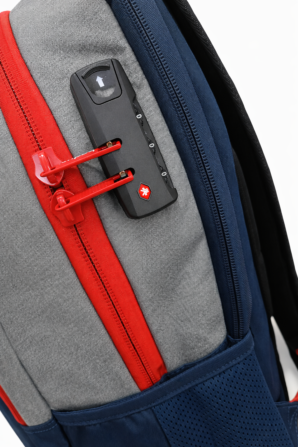 MOCHILA BADUS / PORTA LAPTOP / MODELO VENICE / DE 33 L / COLOR GRIS AZUL ROJO