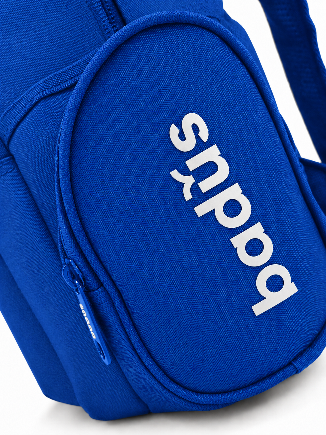 Mochila Escolar Porta Laptop New Adventures 34L – Acero | Badus Perú