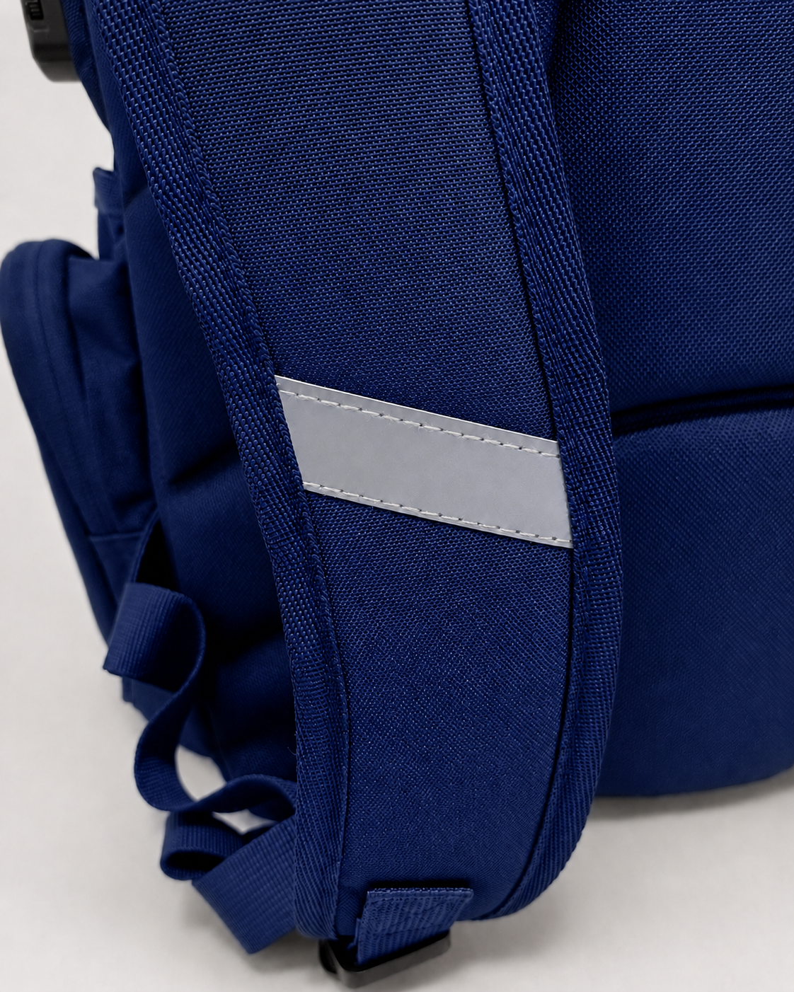 Mochila Escolar Porta Laptop Super Cool 33L – Azul | Badus Perú
