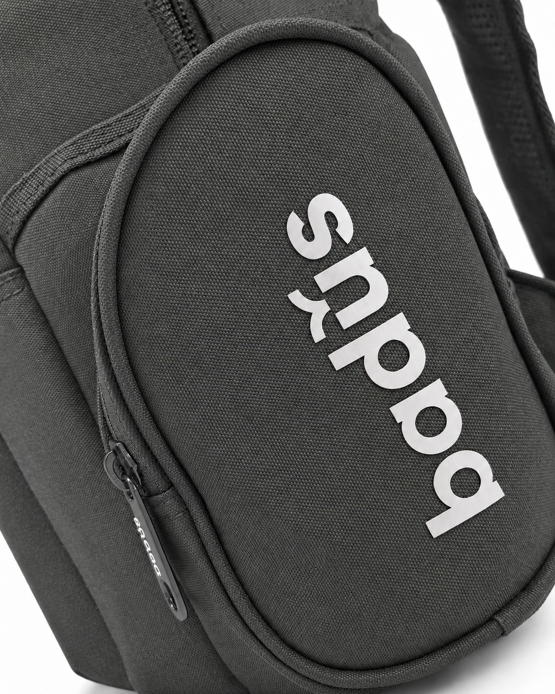 Mochila Escolar Porta Laptop Super Cool 33L – Plomo | Badus Perú